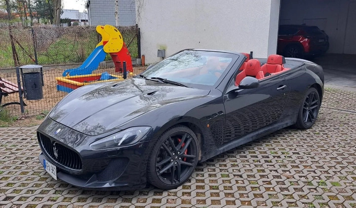 Maserati GranCabrio cena 350000 przebieg: 17000, rok produkcji 2014 z Poznań małe 67